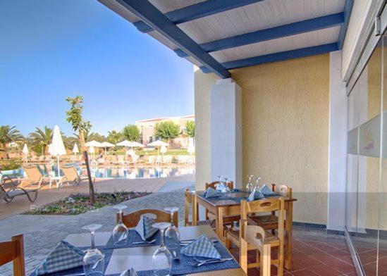 Sweety Club Solimar Emerald Aparthotel Rethymno Eksteriør bilde